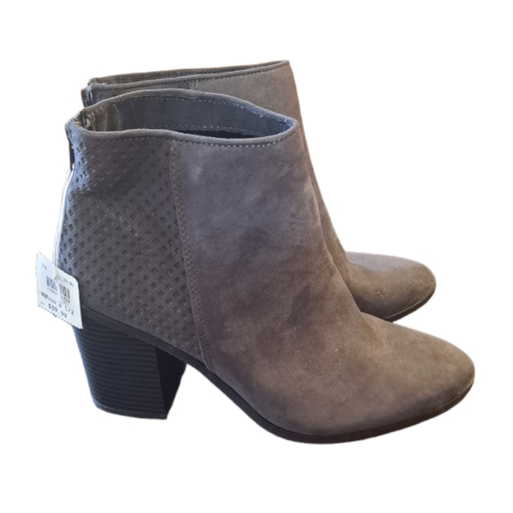 NWOB American Eagle Gray Size 8.5 Block Heel Ankle Booties - Picture 2 of 10